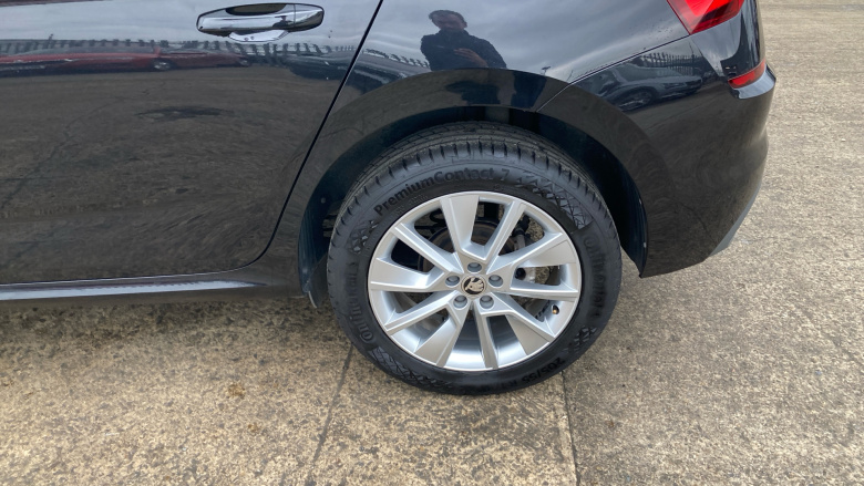 Skoda Kamiq 1.0 TSI 95 SE Drive 5dr Petrol Hatchback